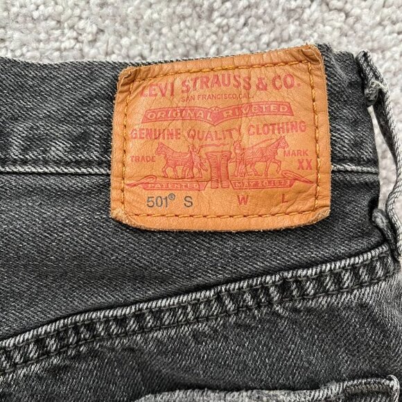 Women's Distressed Levi's Premium 501S Button Fly High Rise 26x28 - Black wash - Picture 6 of 6